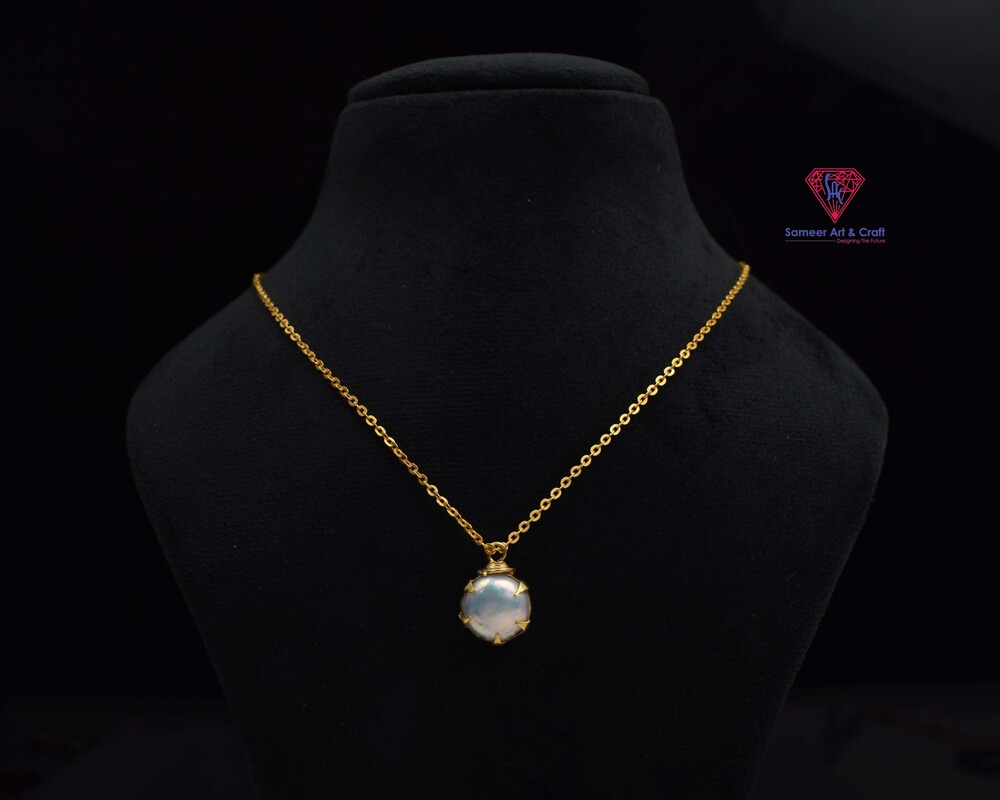 Brass With 18k Gold Plated Natural Baroque Pearl Pendant Round Shape