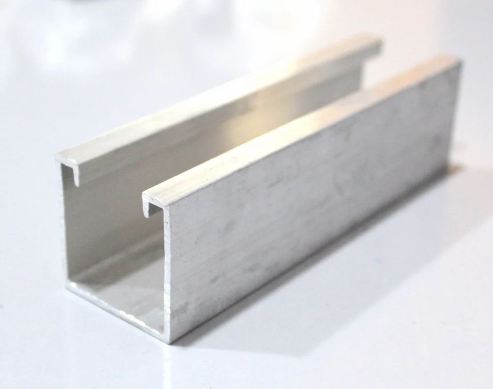 41 X 41 300MM Monorail Solar Panel Mounting Structure