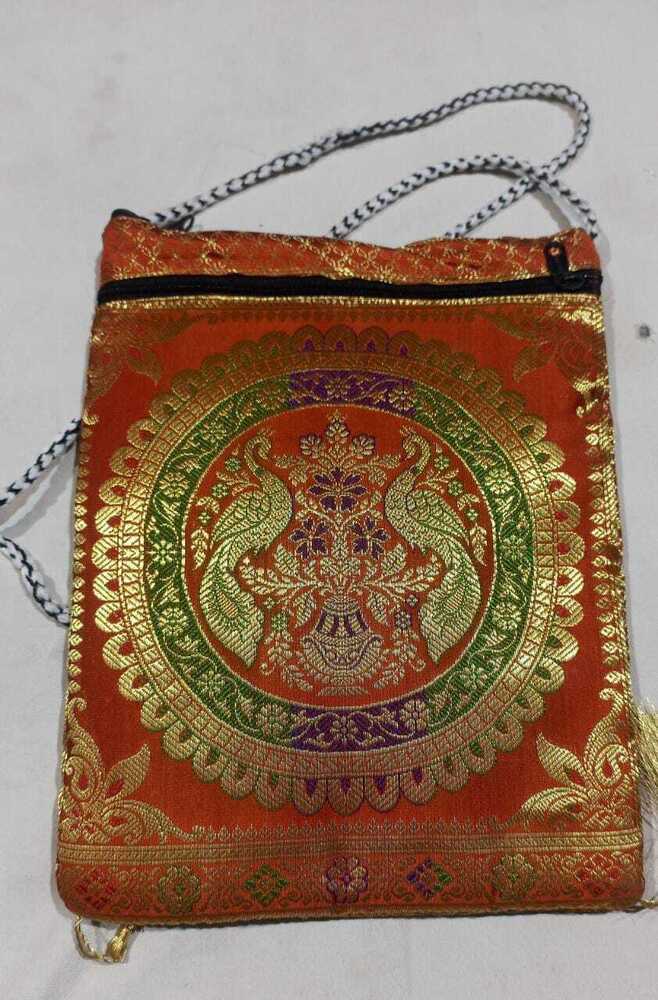 Side Bag With Double Pocket - Color: Red
