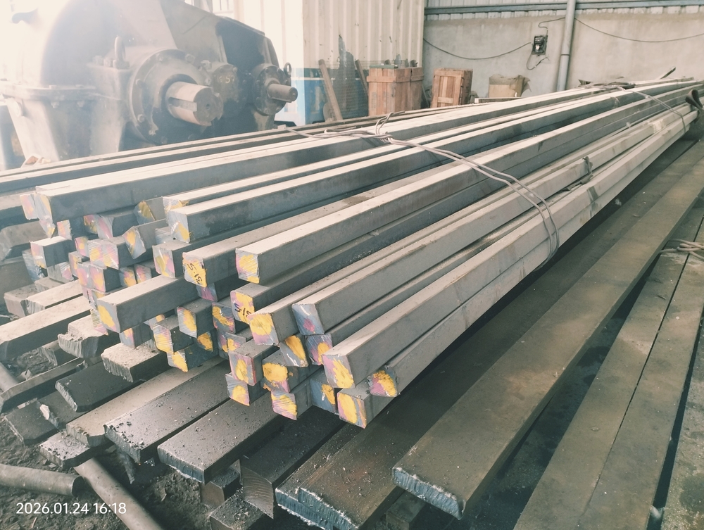 Square Bright Bar - Mild Steel, 20 Mm Diameter, Polished Silver Finish | High Durability, Rust Proof, Impact Resistance, Ideal For Gates And Grills