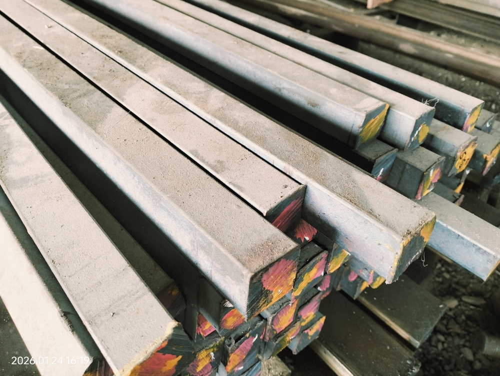 Square Bright Bar - Mild Steel, 20 Mm Diameter, Polished Silver Finish | High Durability, Rust Proof, Impact Resistance, Ideal For Gates And Grills