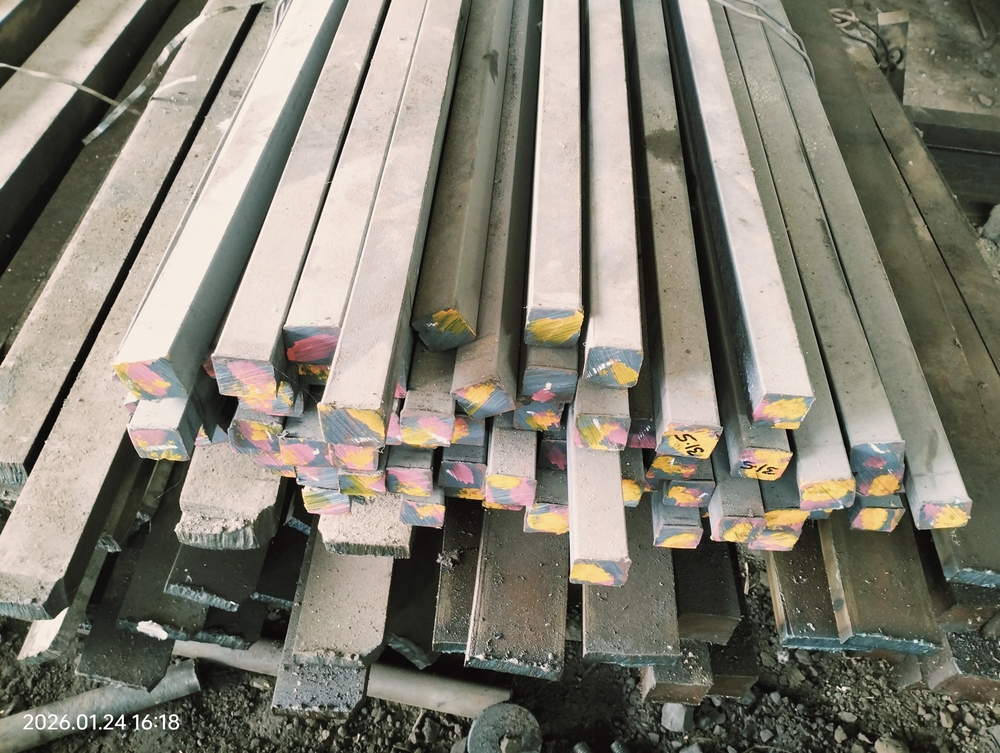 Square Bright Bar - Mild Steel, 20 Mm Diameter, Polished Silver Finish | High Durability, Rust Proof, Impact Resistance, Ideal For Gates And Grills