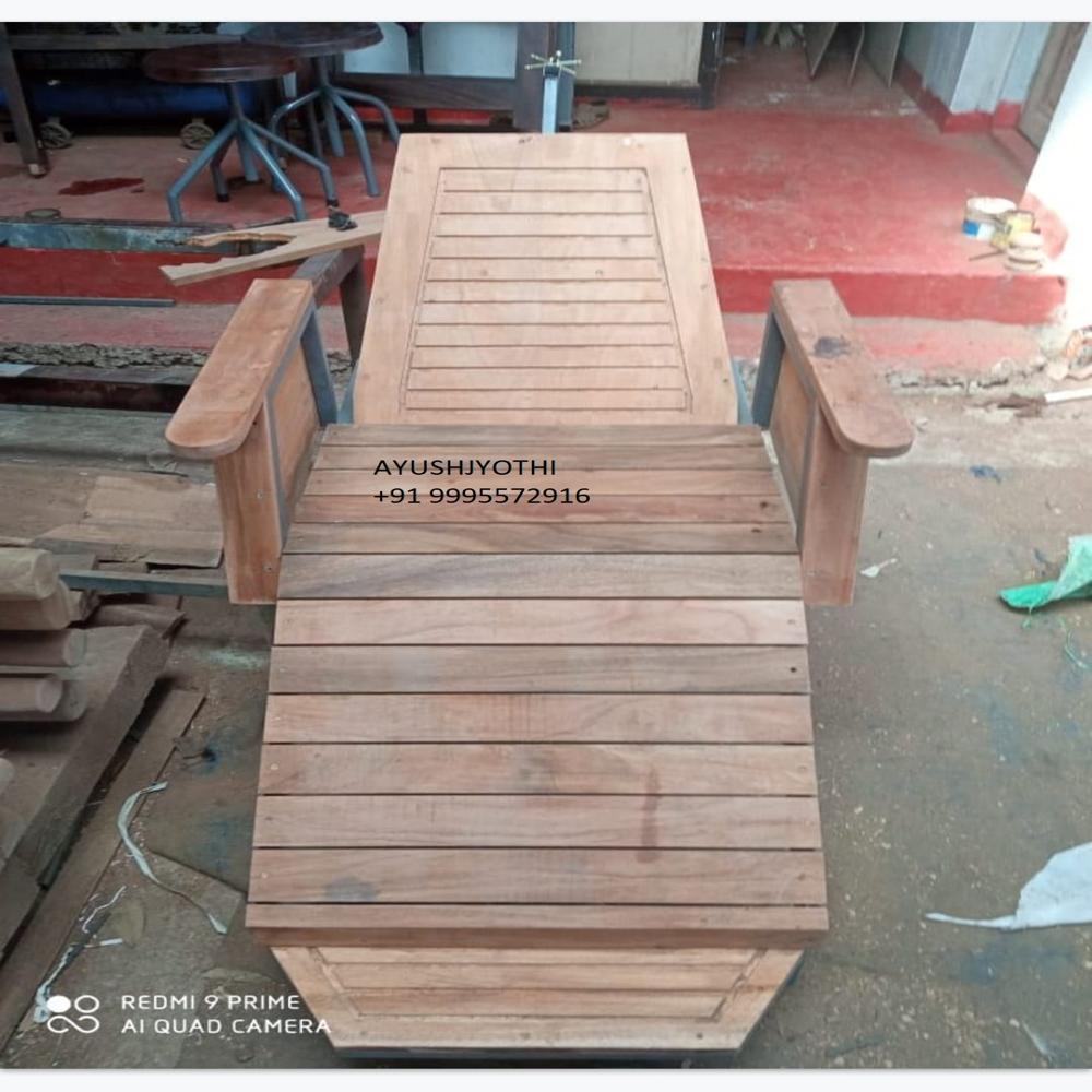 Nasya Chair - Color: Brown