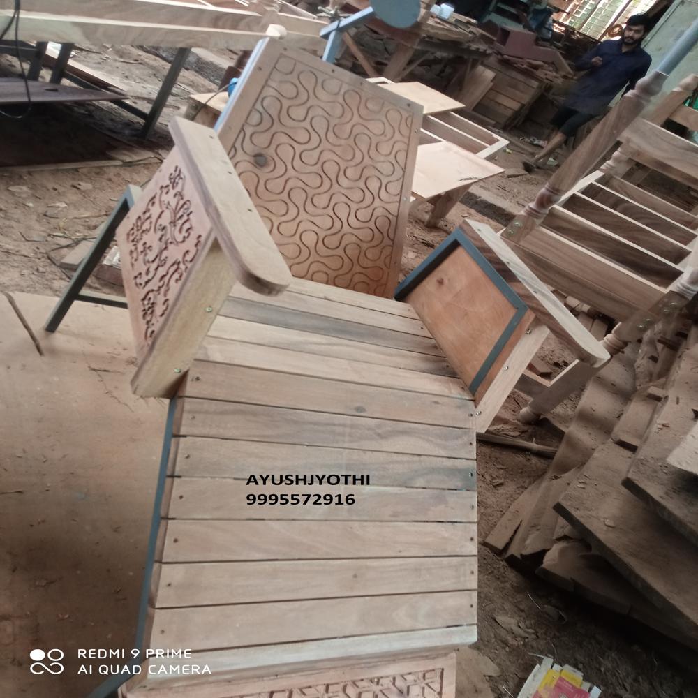 Nasya Chair - Color: Brown