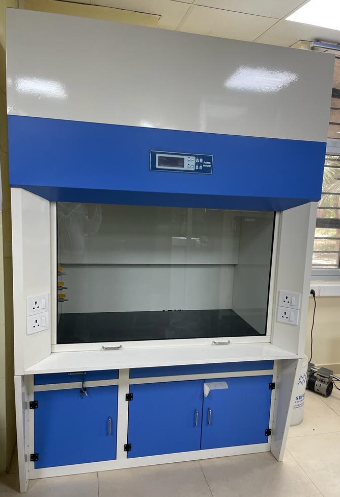 Fume Hood - Application: Pharmaceutical Industry