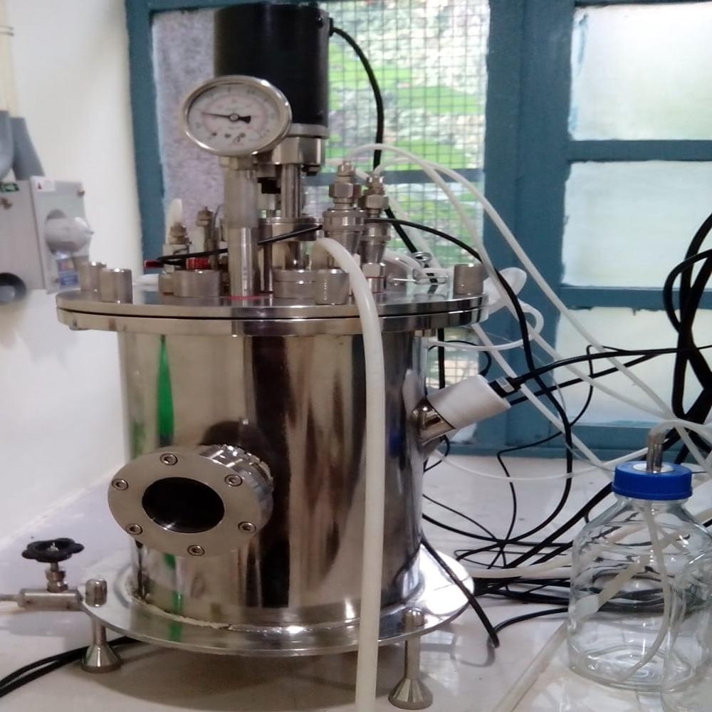 Automatic Laboratory Bio Fermenter - Color: Silver