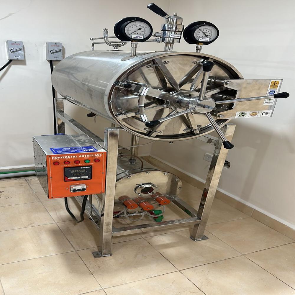 Horizontal Autoclave (Cylindrical)