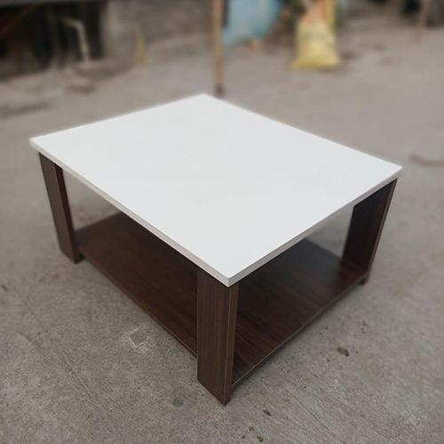 Central Table - Artwork: Handmade
