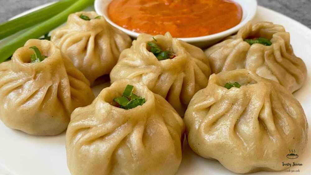 Ready To Eat Chicken Momos