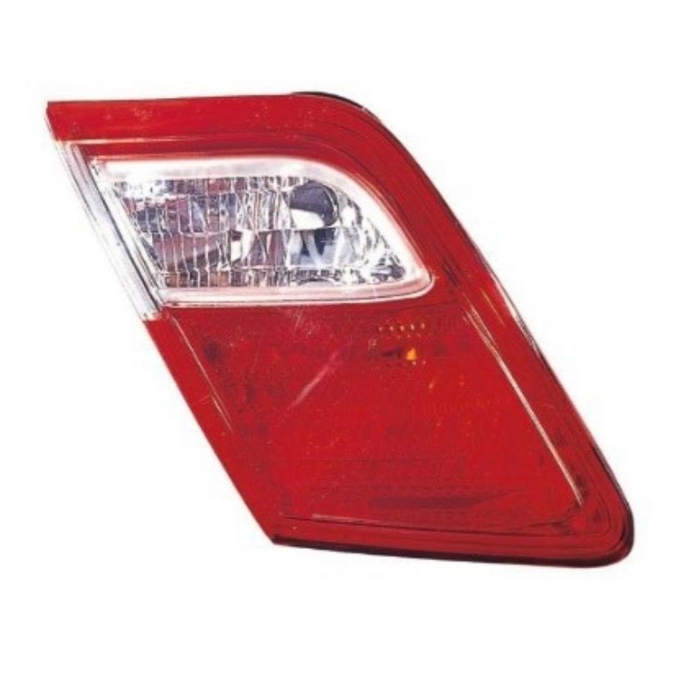 Dicky Light Assembly For Toyota Camry T-3