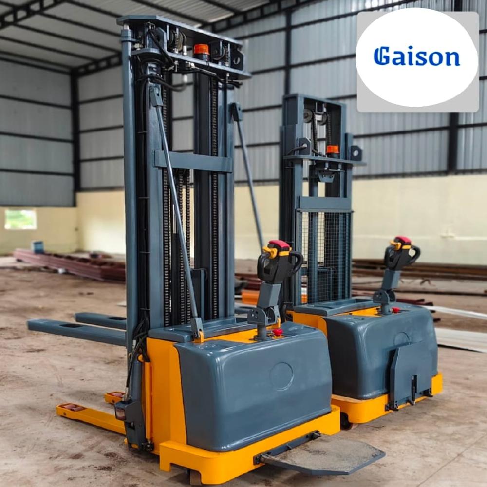 Battery operated electric stacker