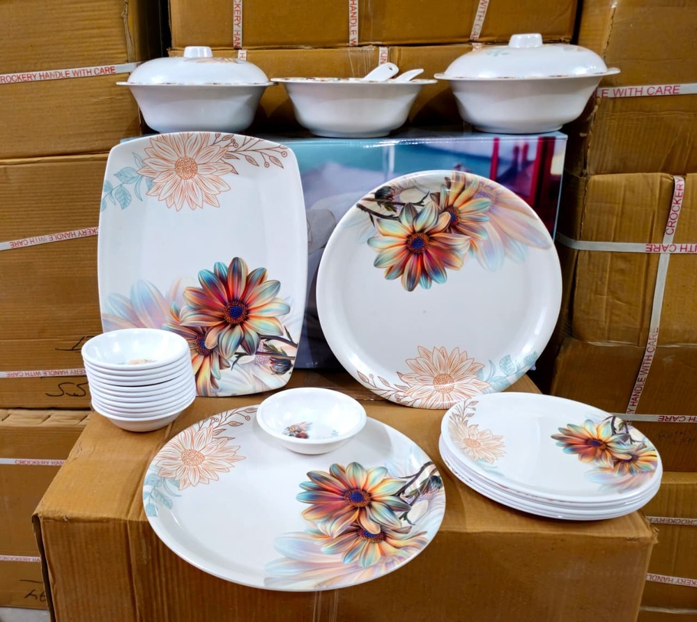 Dinner Set - Color: White