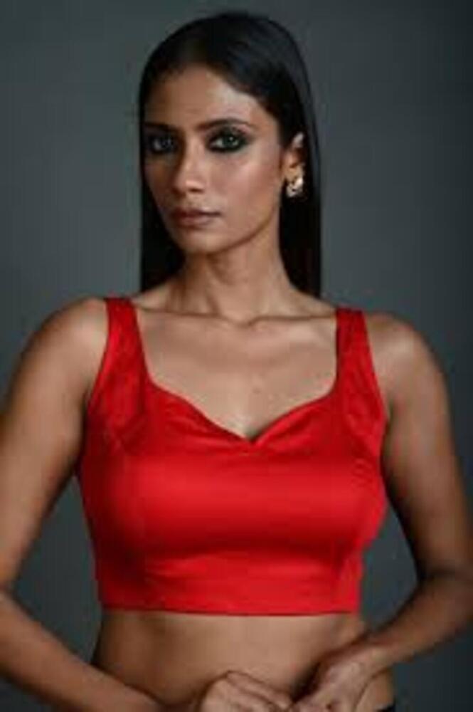 Red Georgette Sleeveless Fashionable Ladies Blouse
