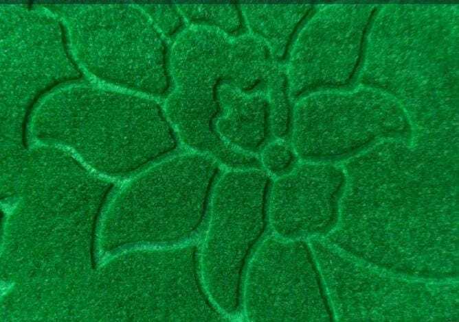 Green Color Embossed Non Woven Mat