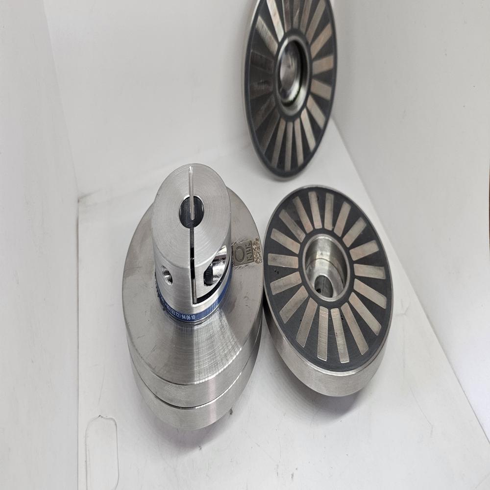 MAGNETIC DISC COUPLINGS