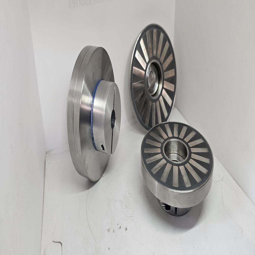 MAGNETIC DISC COUPLINGS