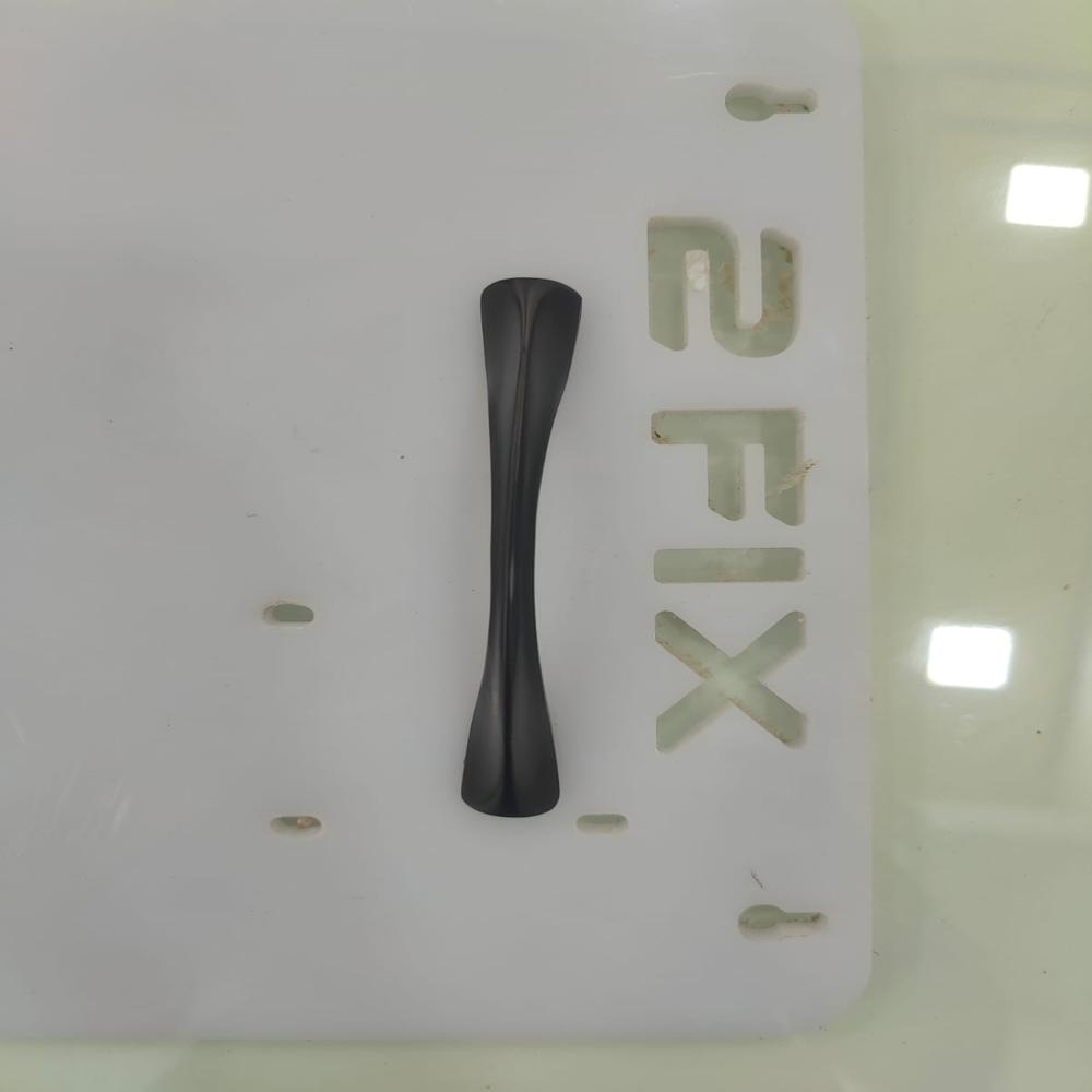  Fancy Diamond Handle 4 Inch Black