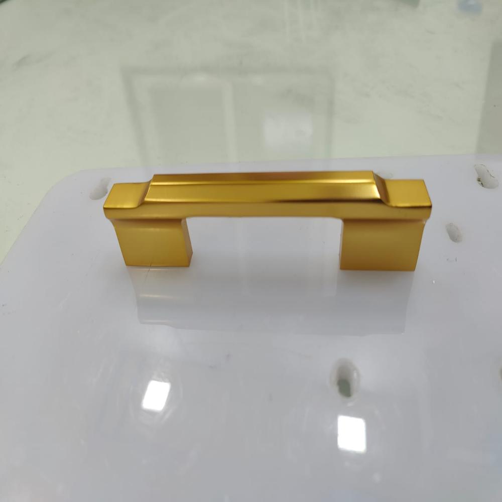 Exclusive Fitting Handle 4 Inch Gold 