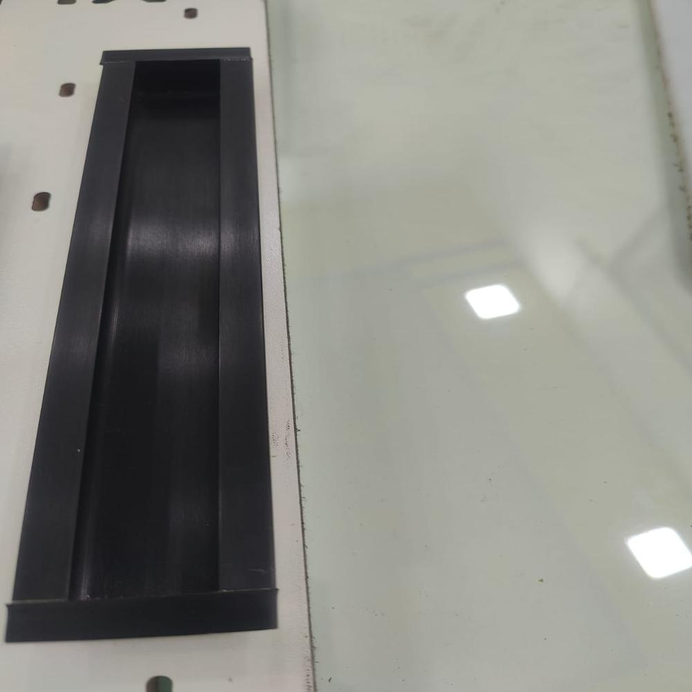 Roma Conceal Handle 8 Inch Black 