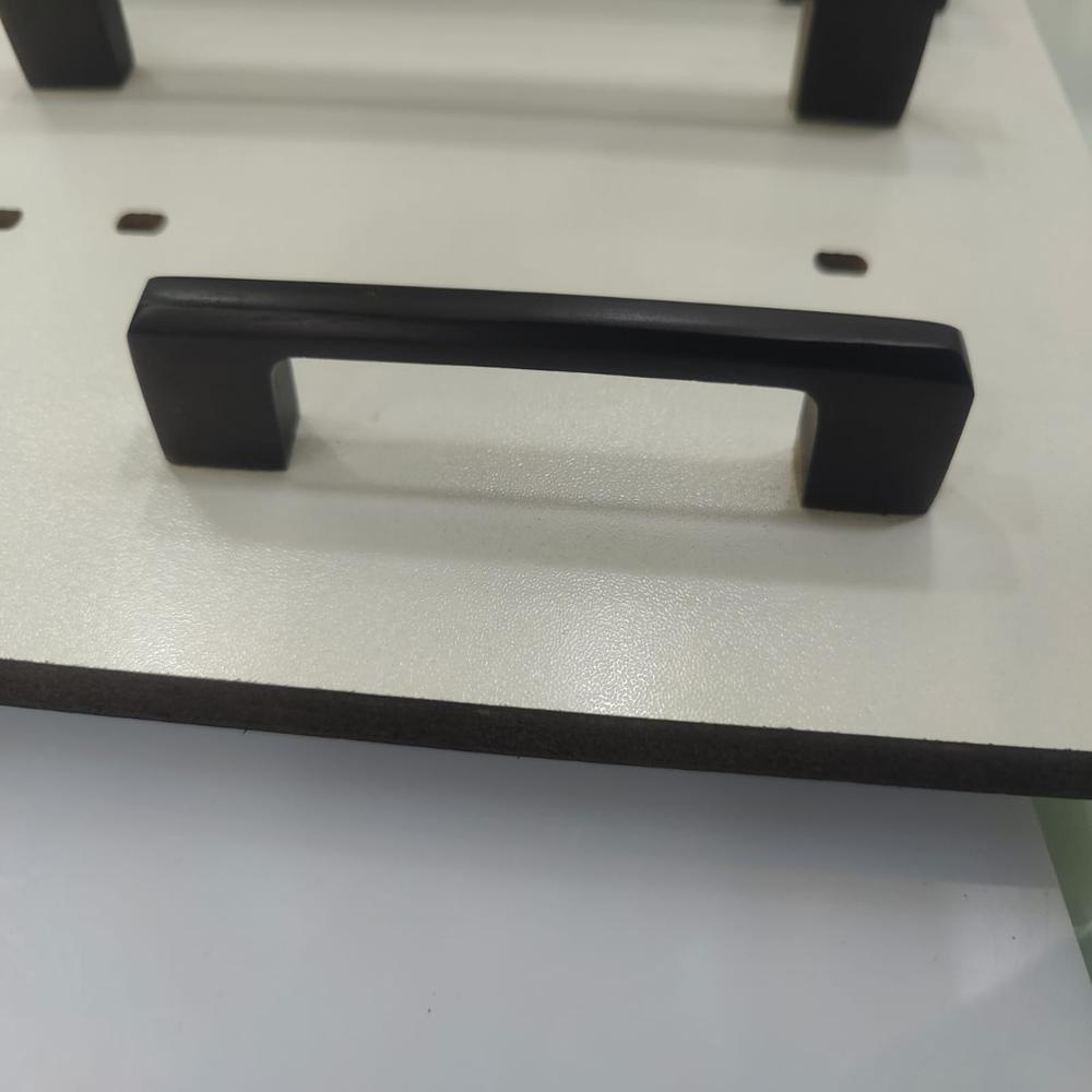  D Panel Handle 4 Inch Black 