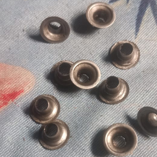 Metal Handicraft Round Garment Cap