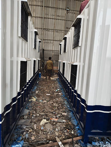 Portable Bunk House - Color: As Per Requirement