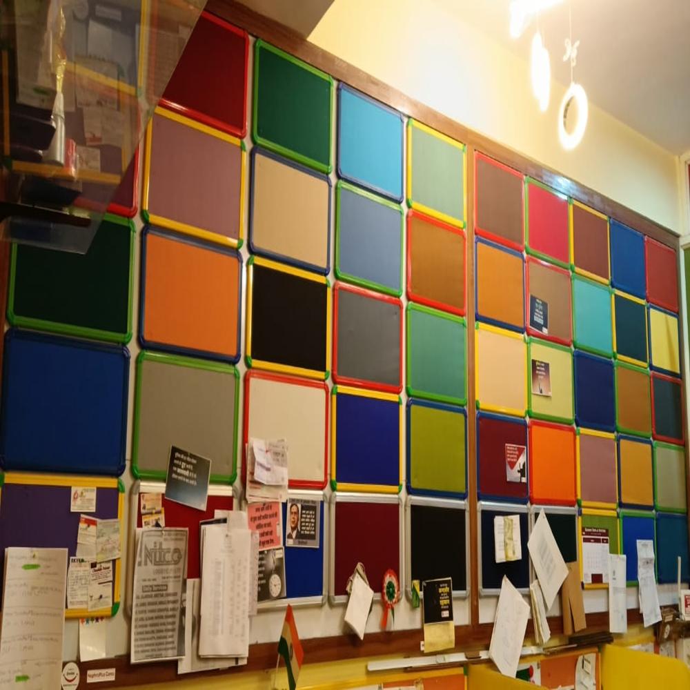 Sds19 High Quality Colorful Pin Board - Rectangle, All Sizes Available | Modern Notice & Pin Board With Searchable Keyboard For Enhanced Communication