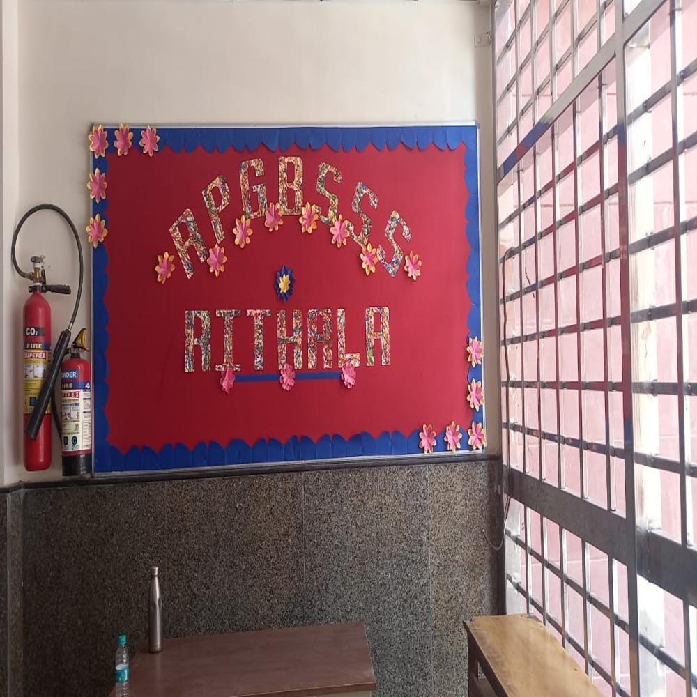 Sds20 High Quality Colorful Pin Board Soft Notice Board For Office - Fabric Material, All Sizes Available | Organizes Notes, Displays Photos, Modern Design