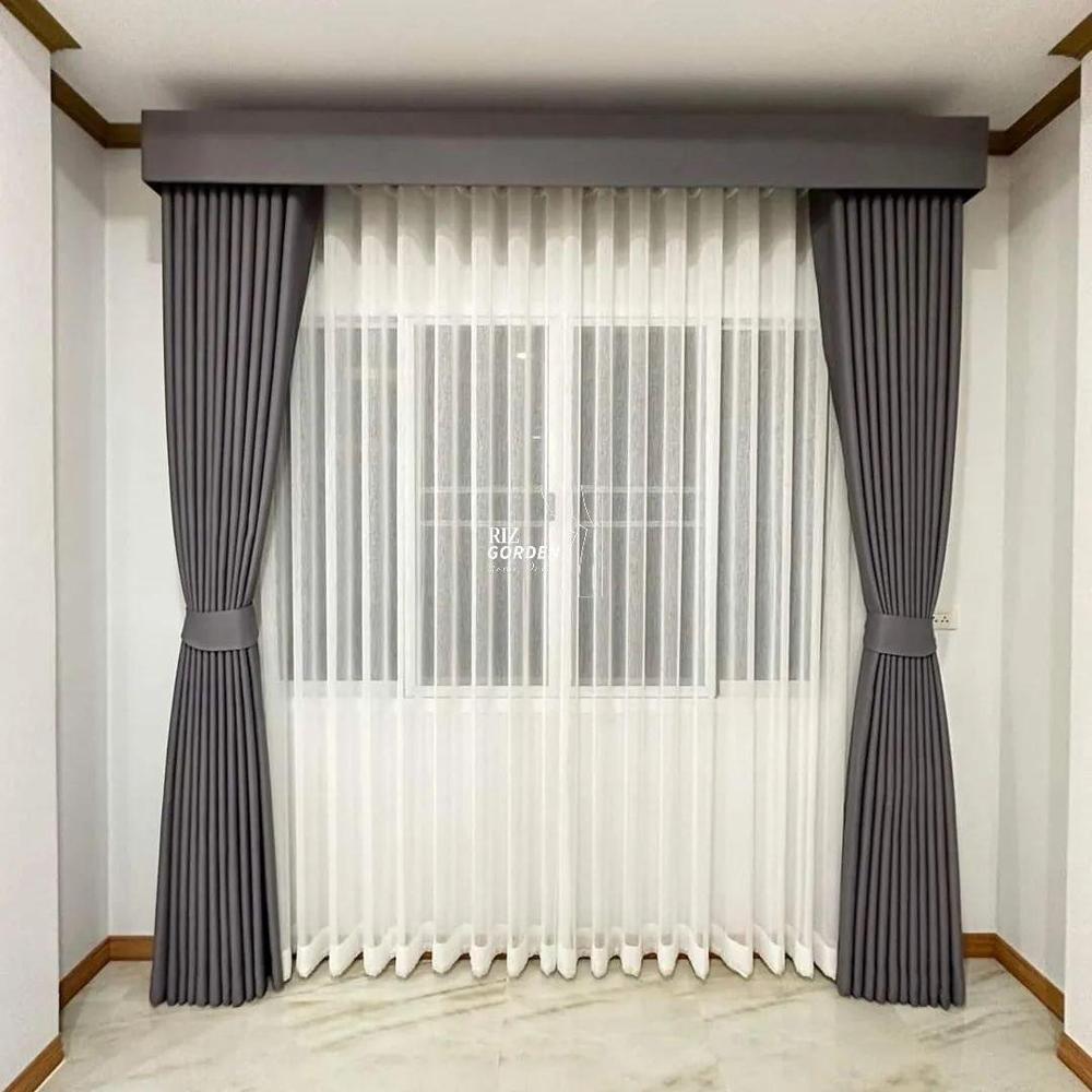 Luxury Curtain - Color: Brown