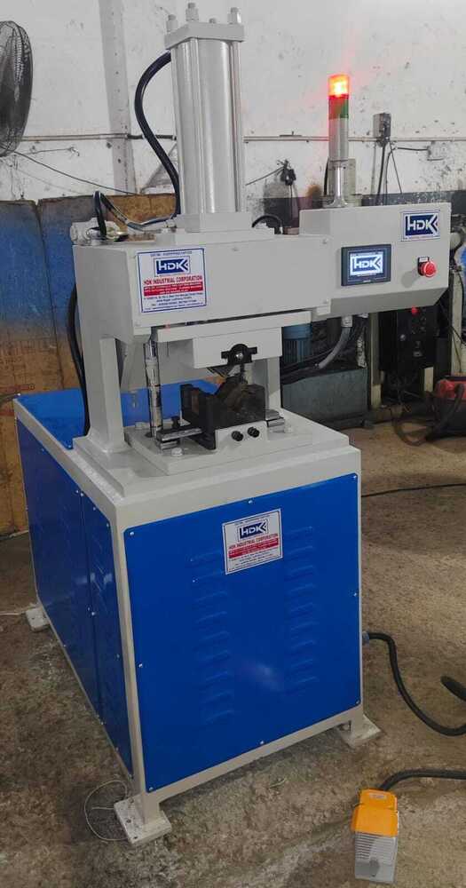 Hydraulic Pipe Notching Machine - Capacity: 30 Ton
