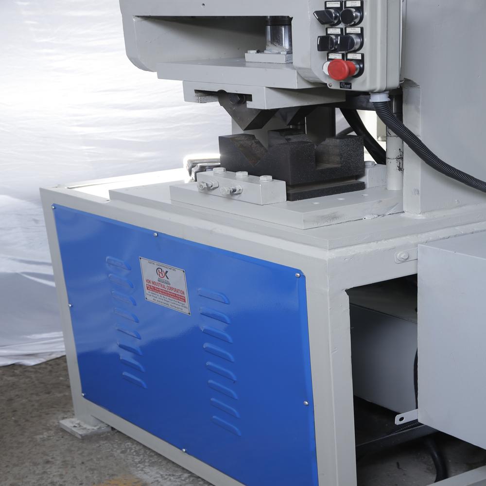 Hydraulic Pipe Notching Machine