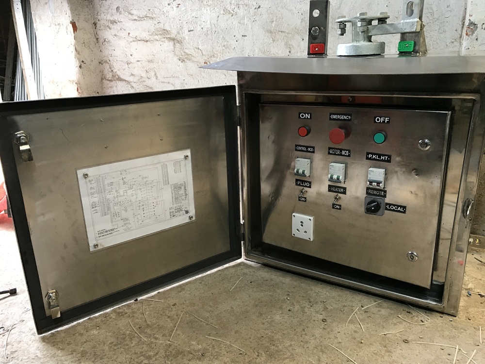 Ss Motorised Isolator Panel - Material: Stainless Steel