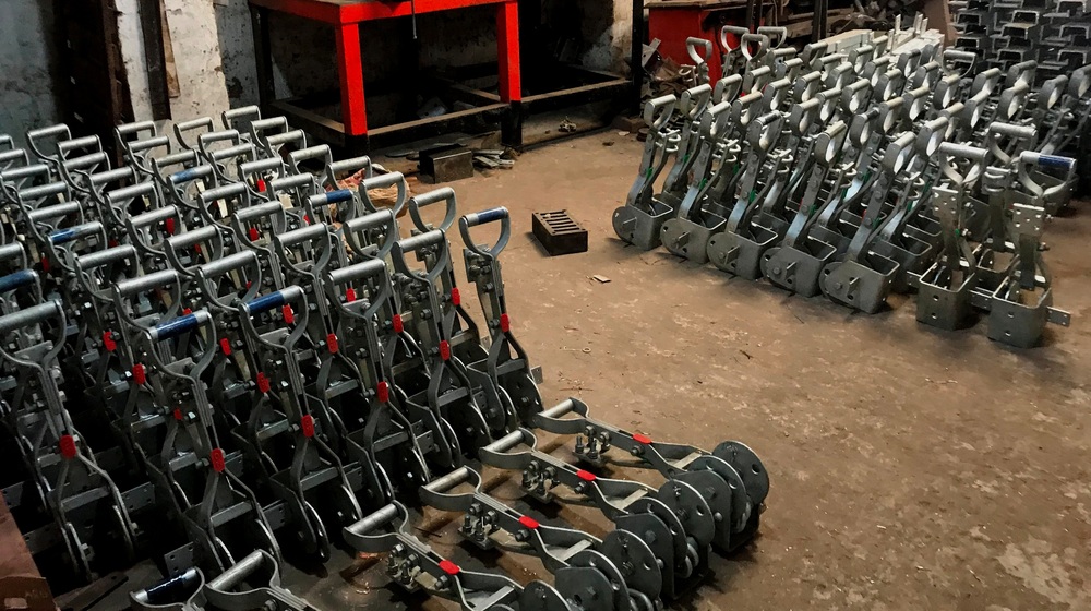 25KV Operating Handle Switch