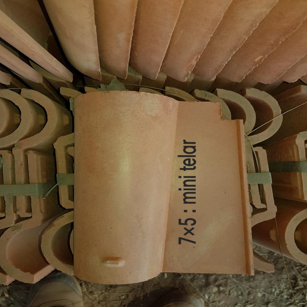 Roofing Tiles - Capacity: 2.5 Kg