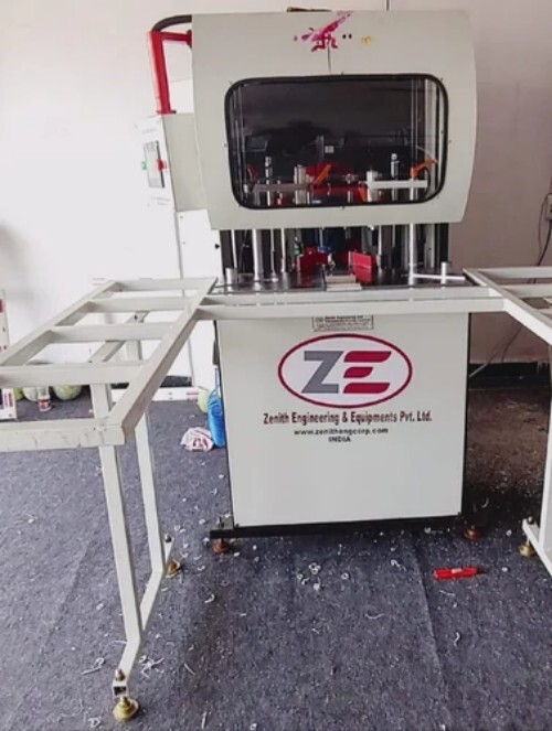 Cnc Corner Cleaning Machine - Metal, 1200x900x1500 Mm | High Durability, Heat Resistant, Easy Operation, Ideal For High Production