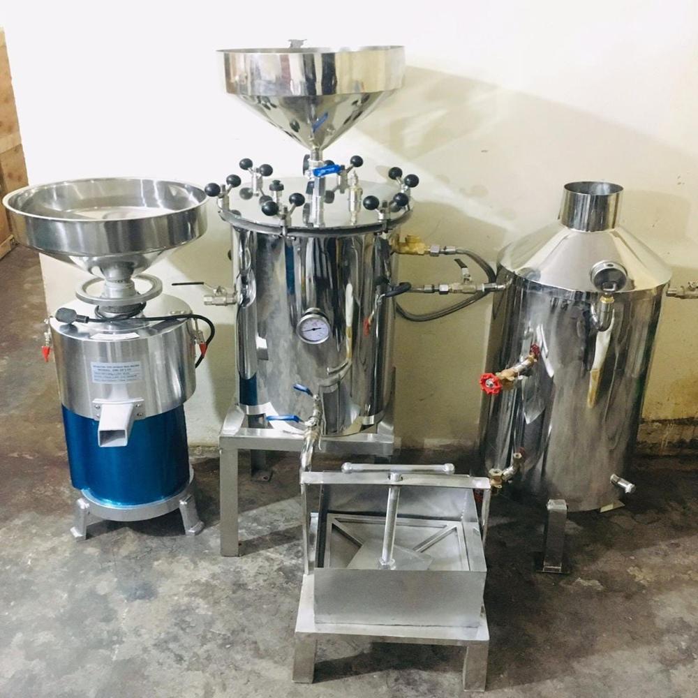 Soya Paneer Making Machine - Capacity: 100 Ltr/hr