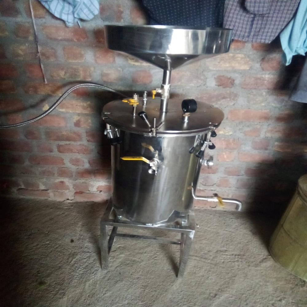 Soya Paneer Making Machine - Capacity: 100 Ltr/hr