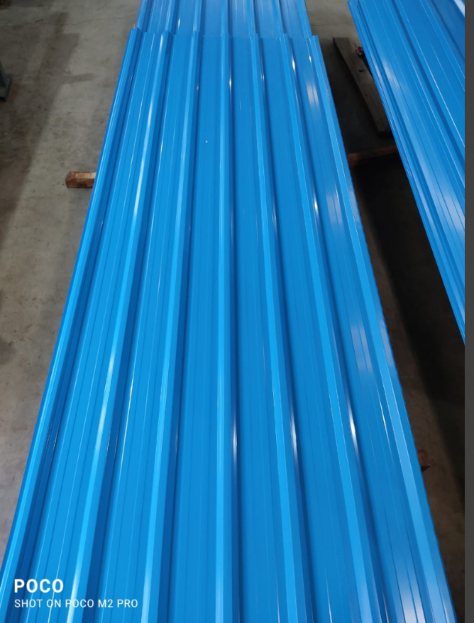 Galvanized Iron Roofing Sheet - Color: Silver/grey