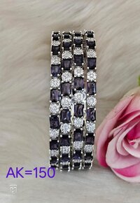 Ak 136 Cz Bangles - Color: Gold And White