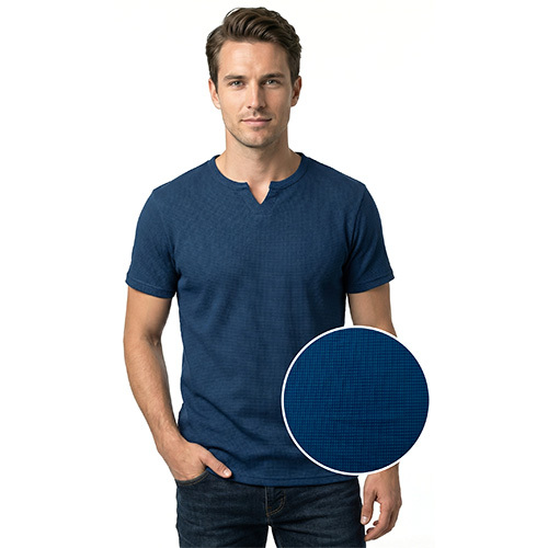 V-neck T-shirt - Age Group: 20-30