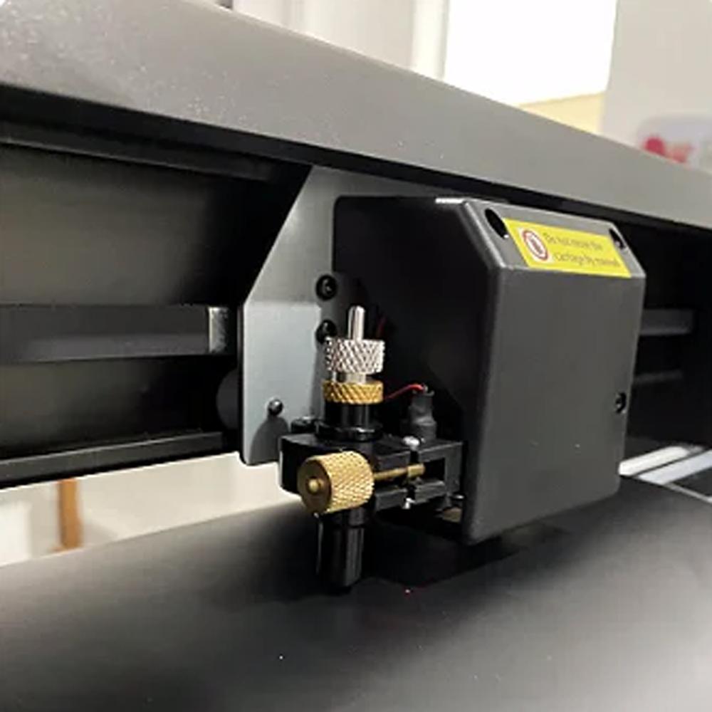 Plotter Cutting Machine ( 721-PE )