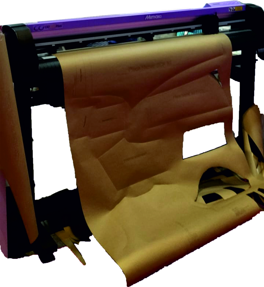 Pattern Cutting Plotter - Features: High Quality