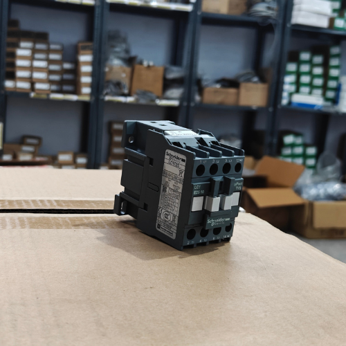Lc1d09 | Contactor - Rated Current: 9 Ampere (Amp)