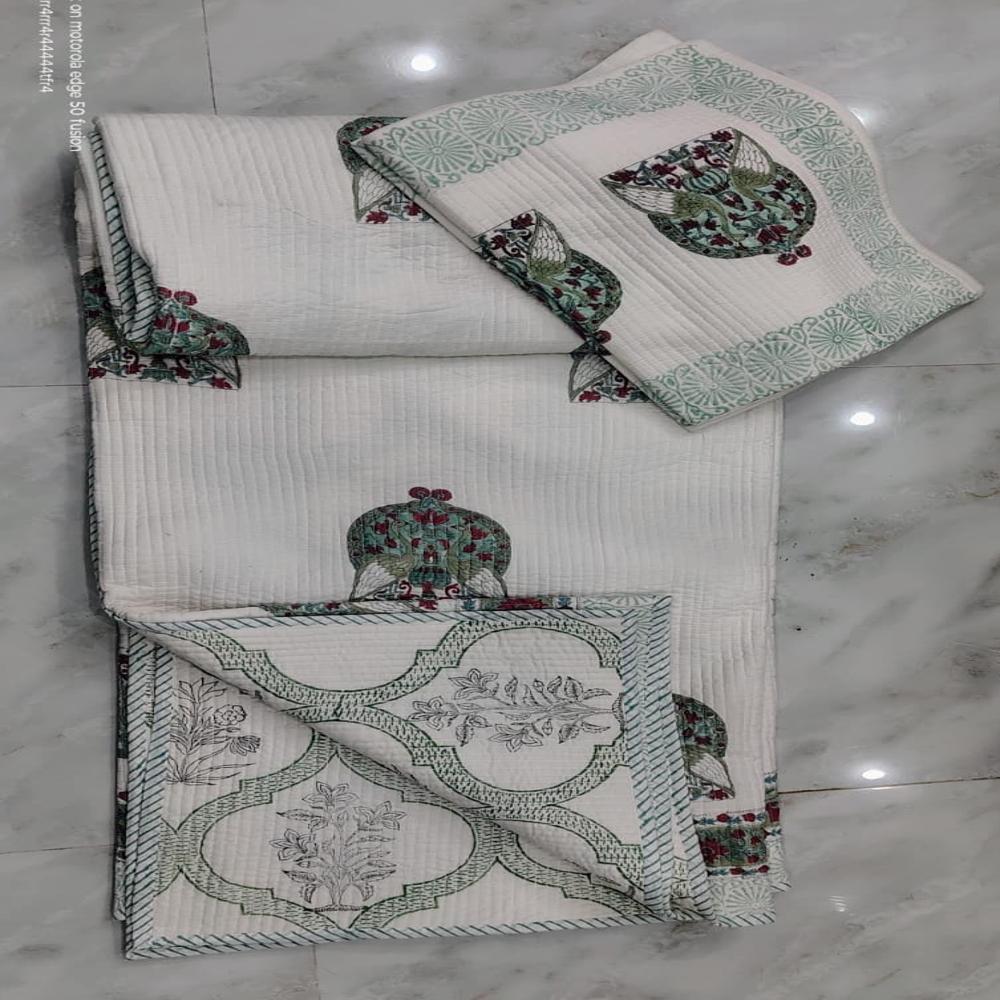 Feeding Cotton Printed Razai Quilt