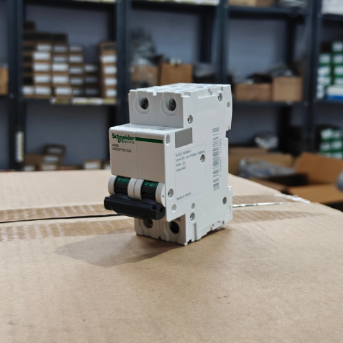 A9N3P16CGN - 3P,16A MCB