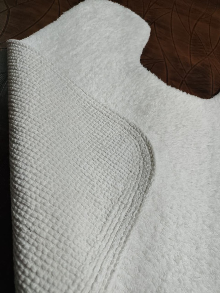 Bath Rug Contour Mat - Back Material: Hot Melt Adhesive