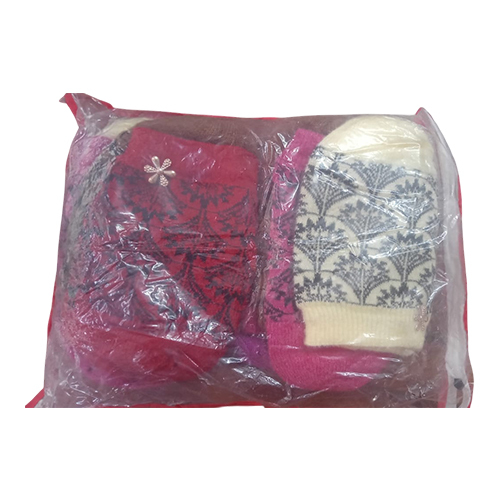 Ladies Winter Woolen Cap With Fur