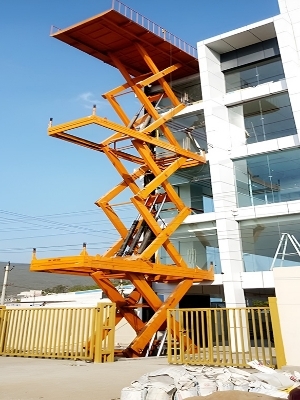 HYDRAULIC SCISSOR LIFT