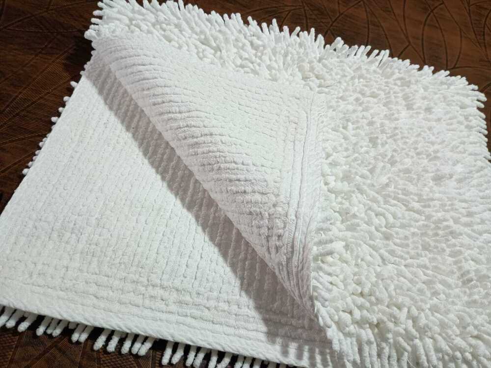 Chenille Bath Rugs - WHITE