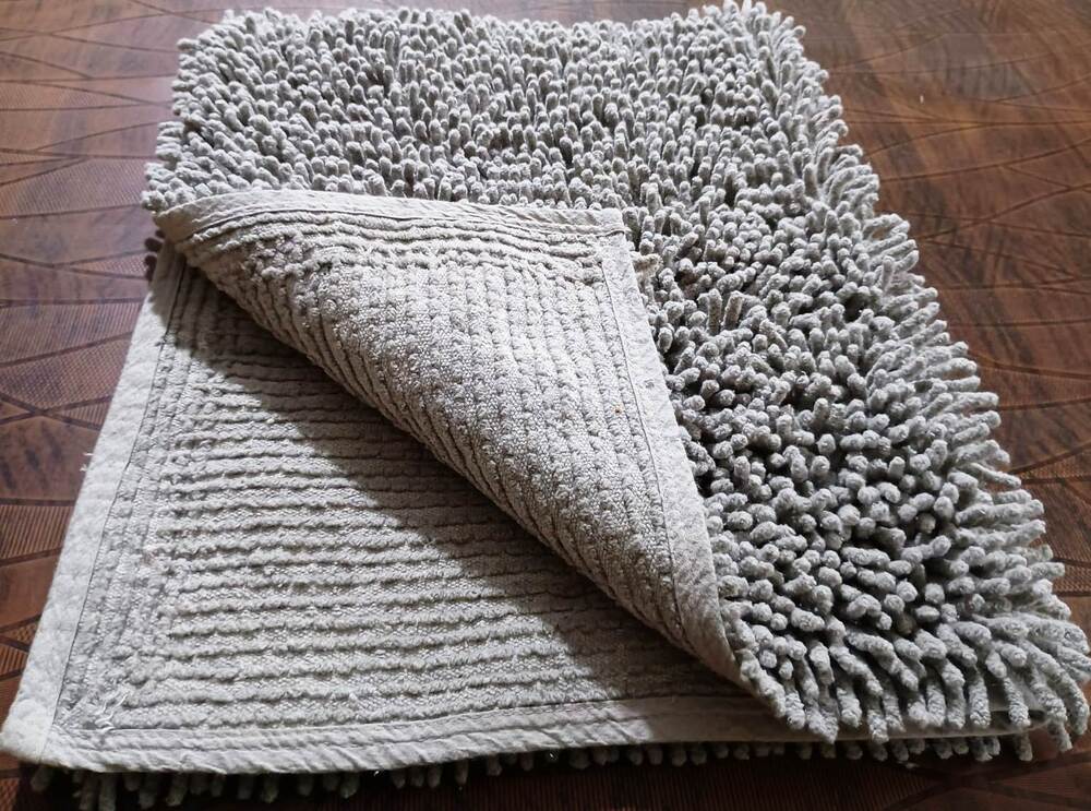 Chenille Bath Rugs - GREY